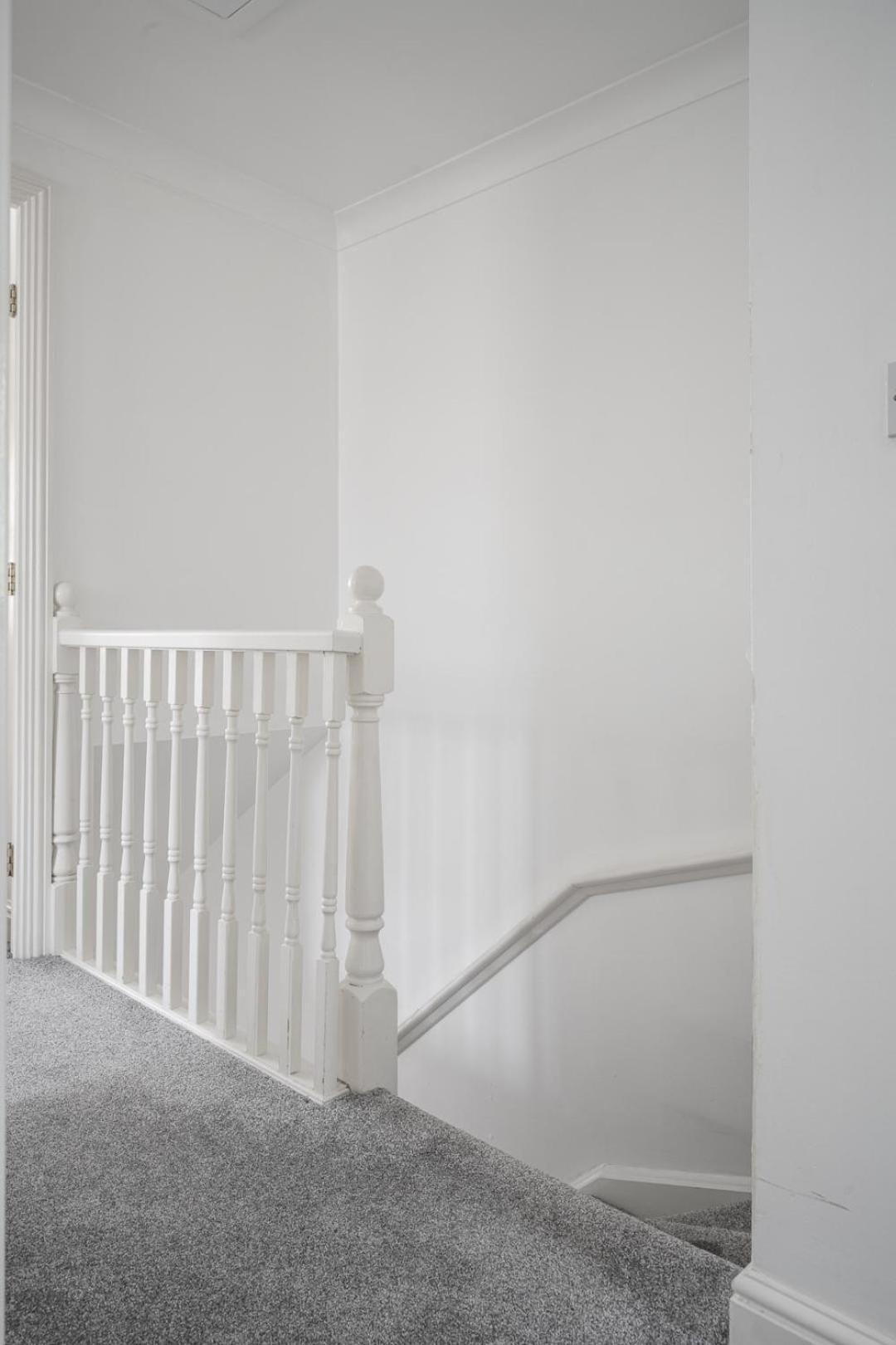 Maidstone Villa 3 Bedroom Free Sports Channels,Parking Sleeps 7 Exterior photo