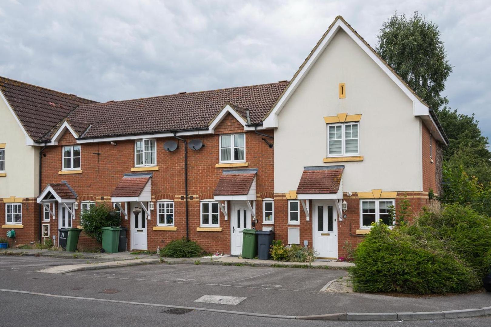 Maidstone Villa 3 Bedroom Free Sports Channels,Parking Sleeps 7 Exterior photo